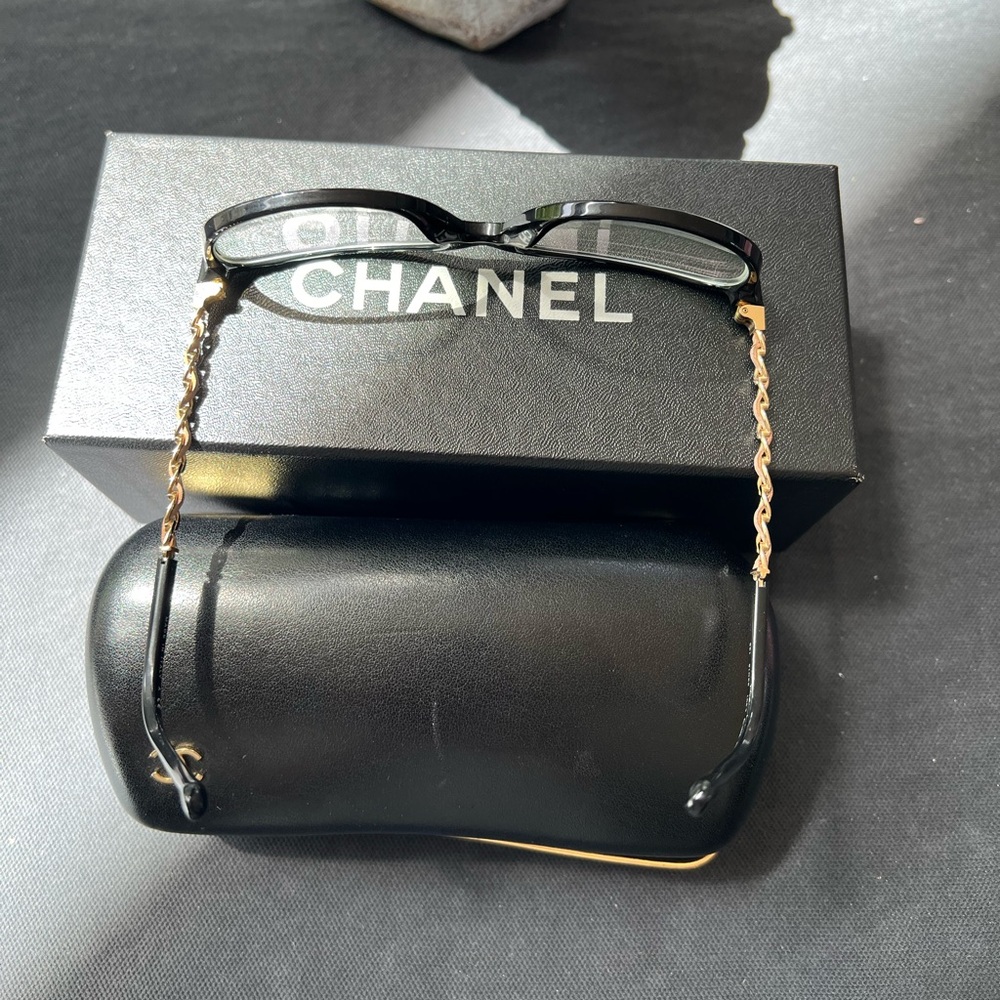 CHANEL 3221-Q Beige Leather Glasses Frames Chain Link EUC Italy Emma Watson - Picture 16 of 16